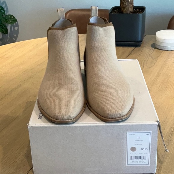 Rothy’s Morino Wool Bootie - Picture 1 of 4
